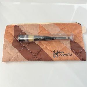Brand New It Cosmetics Dual-sided Brush w/Pouch